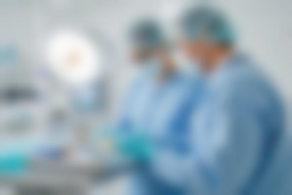 深圳爱康健口腔医院熊志华医生种植牙技术强，数字化种植牙价格亲民稳！