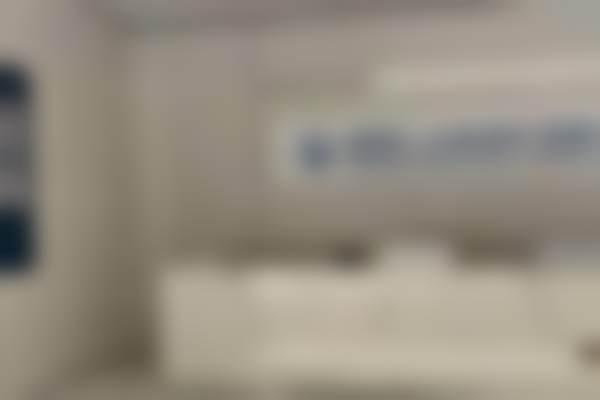 深圳八大处医疗美容医院胡琼华医生双眼皮技术怎么样?