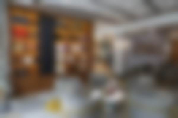 上海华美医疗美容医院半永久美瞳线980元起，享免费茶水饮料与WIFI服务 