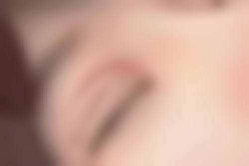 术后1个月后能正常化眼妆吗？