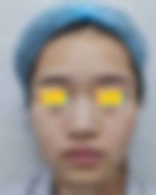 医院资质与实力:正规医疗凭证与医师团队